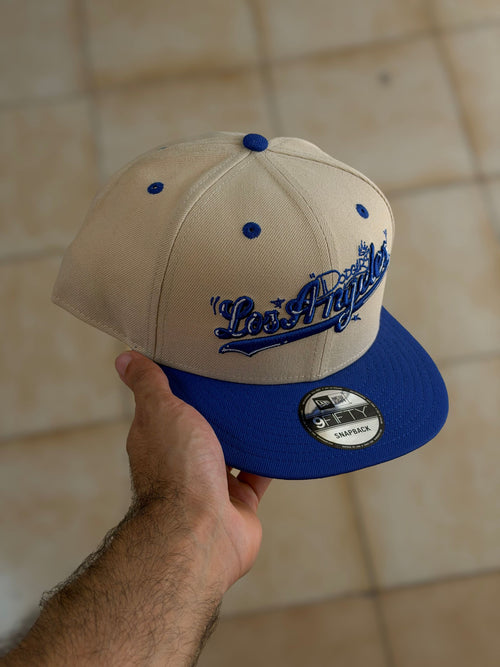 Caps-los=Blue